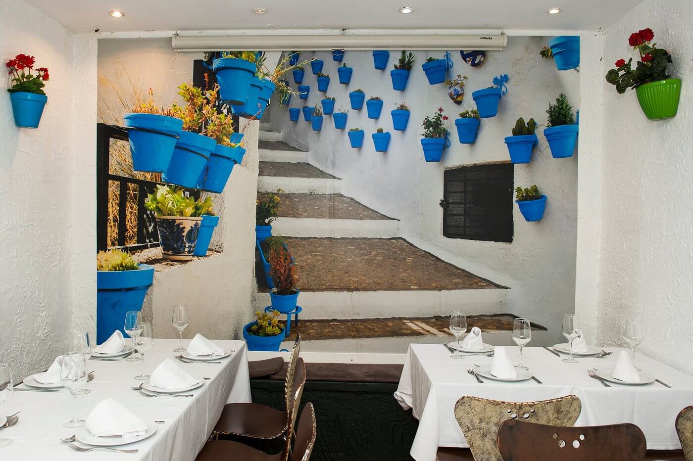 salon-el-patio-andaluz-fuente del berro